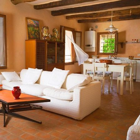 Appartement La Casa Di Laura à Castelcucco Extérieur photo