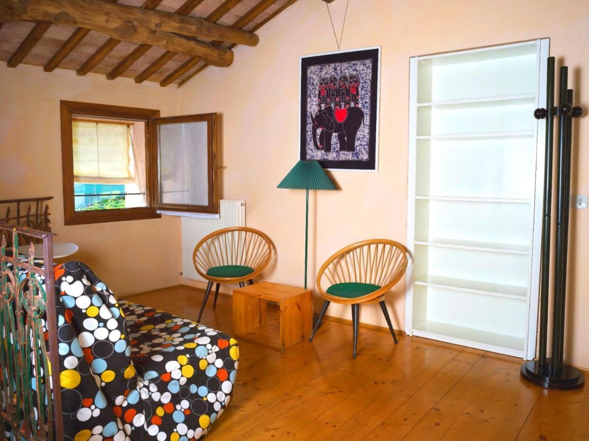 Appartement La Casa Di Laura à Castelcucco Extérieur photo