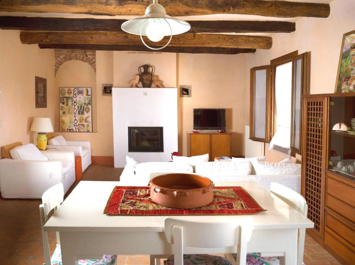 Appartement La Casa Di Laura à Castelcucco Extérieur photo