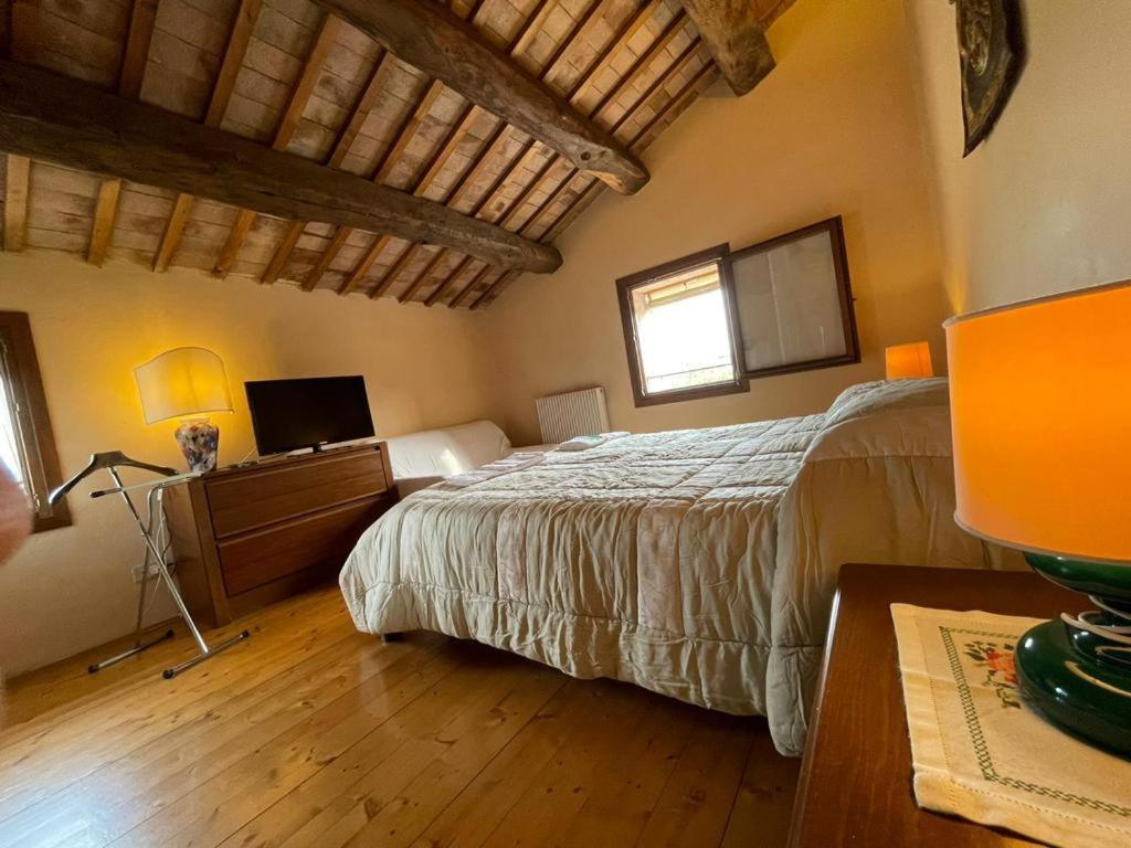 Appartement La Casa Di Laura à Castelcucco Extérieur photo
